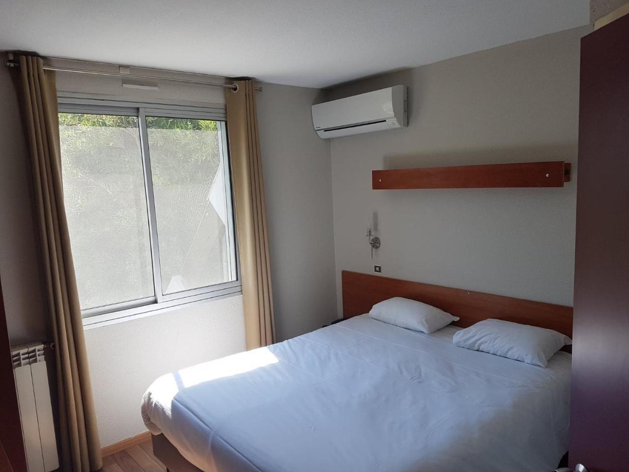 Hotel Point Bleu Фронтиньян Экстерьер фото